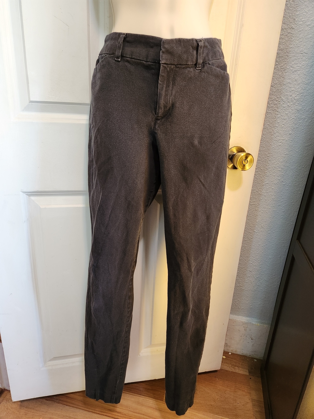 Old Navy Women's Charcoal Straight Chinos